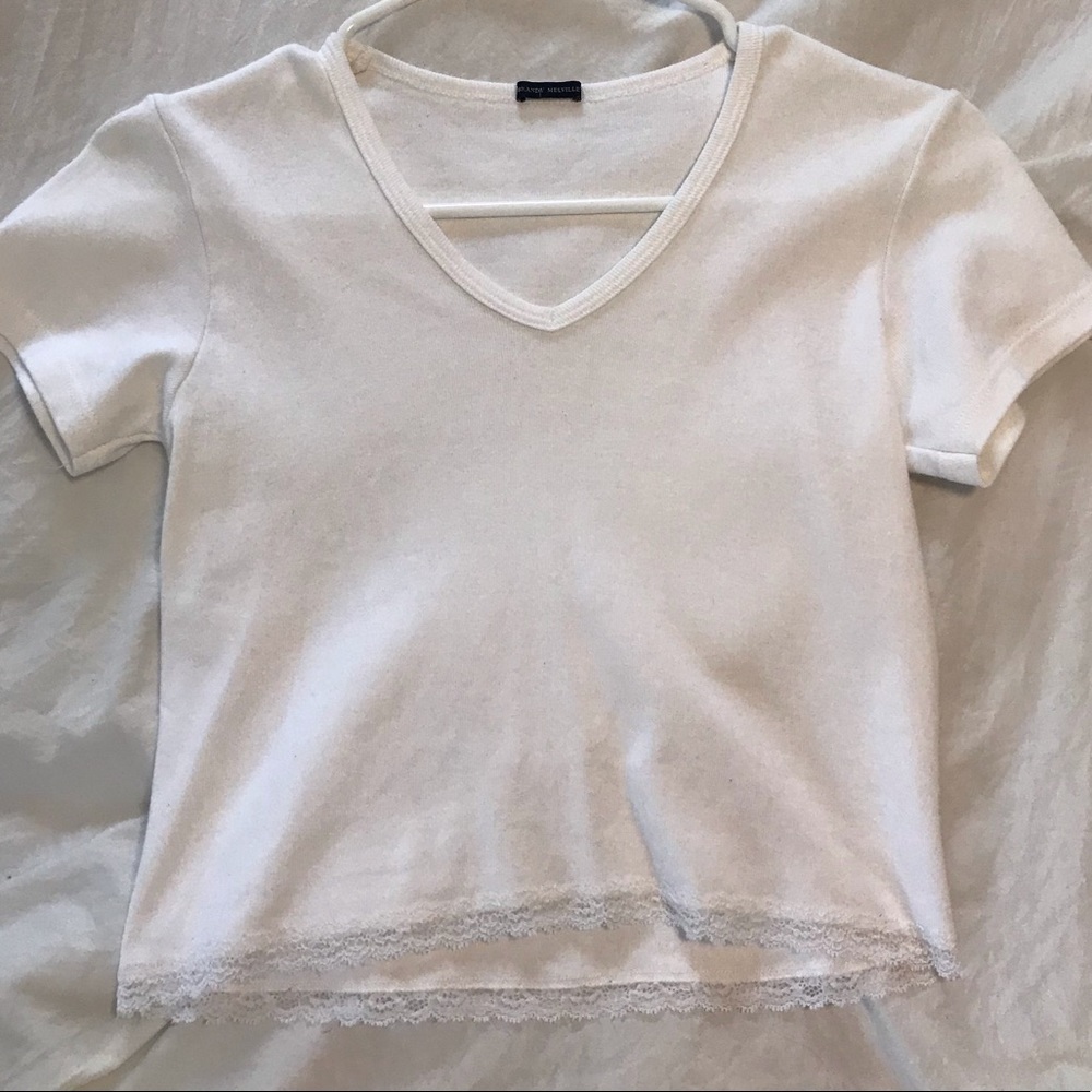 cropped white t-shirt with lace